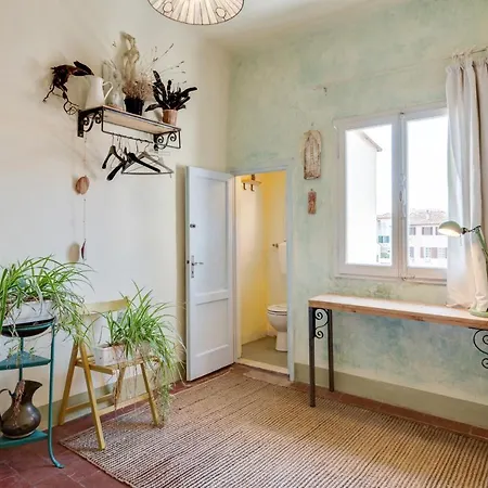 شقة Guesthost - Il Nido Dell'artista