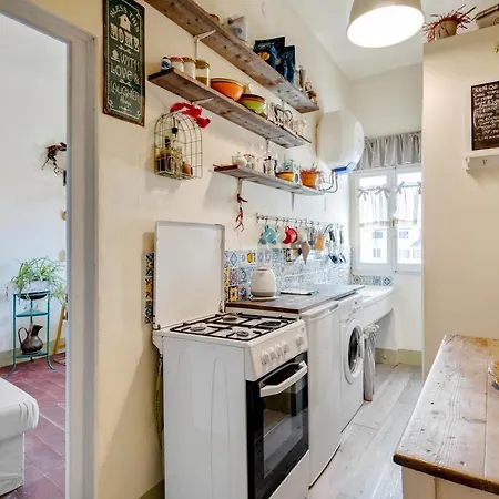 Guesthost - Il Nido Dell'artista فلورنس